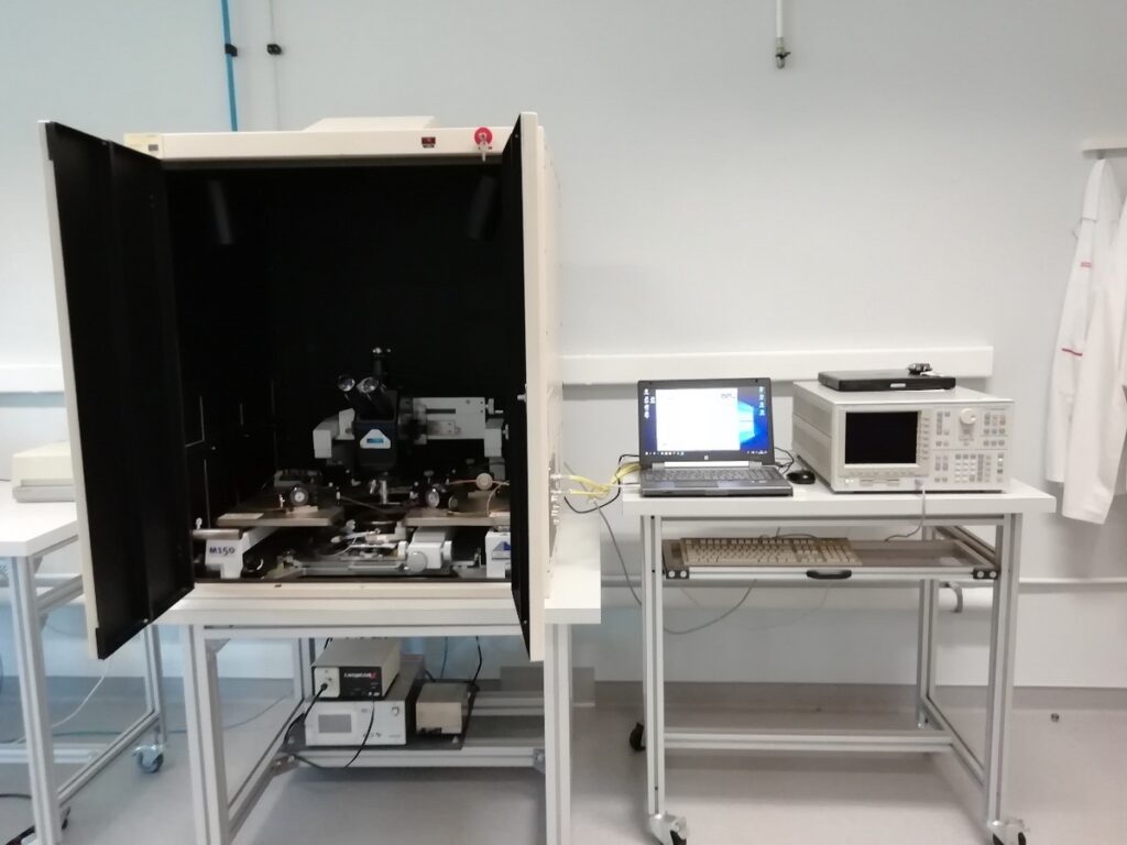 Semiconductor parameter analyser Agilent 4155C + Cascade Microtech